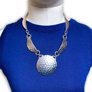 Silver Hammered Metal Pendant Necklace 20 Inch